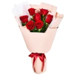Букет из 7 роз красного цвета