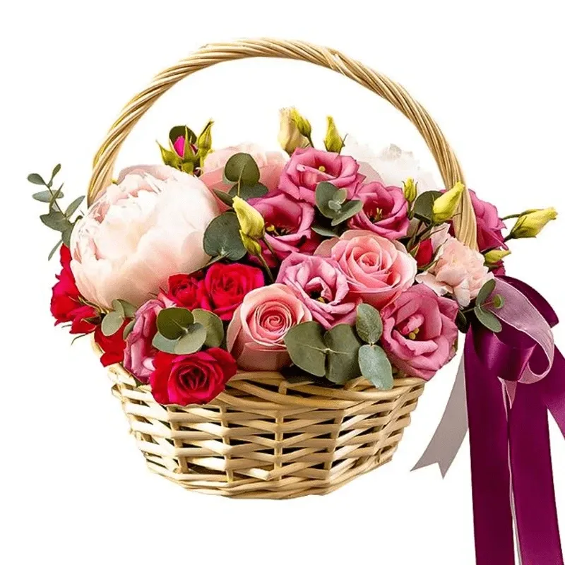 Корзина с цветами Счастливы вместе